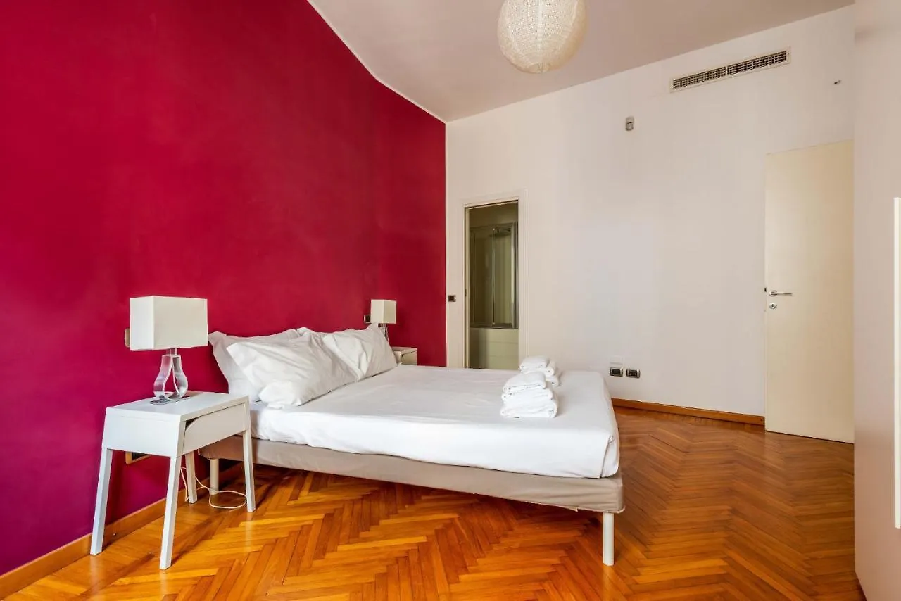 Spacious And Elegant House In Brera By Easylife Milano Italia